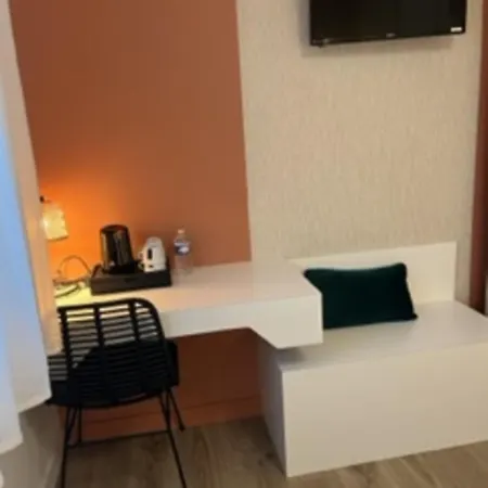 L'espadon 3* Σαιν-Ζαν-ντε-Μον