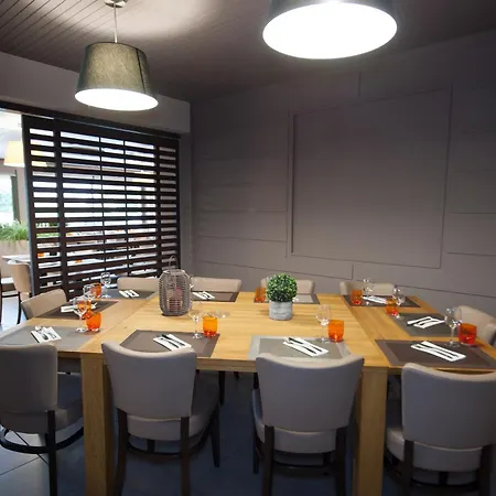 L'espadon Ξενοδοχείο Σαιν-Ζαν-ντε-Μον